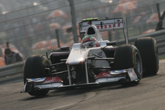 Perez makes amends with point