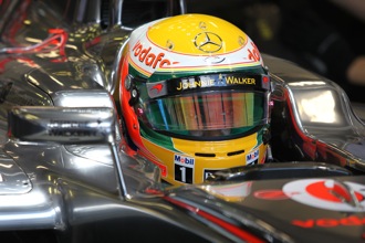 Hamilton sets fastest time in FP3