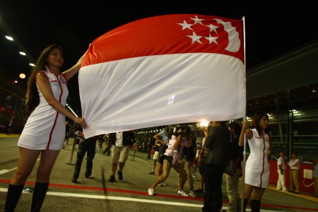 Singapore eyes new race deal and F1 floatation