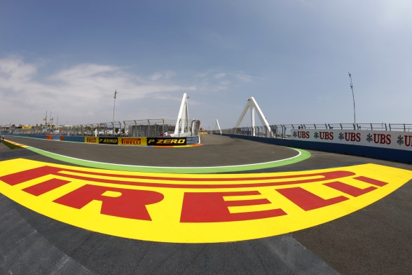 Pirelli unhappy with 2010 test car solution