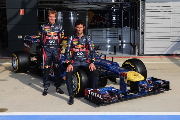 Vettel and Webber unveil wings for life cars