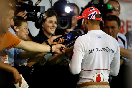 Hamilton to stay at McLaren, Schumacher at Mercedes