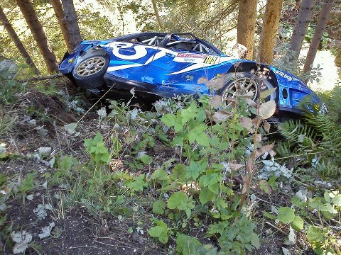 Kubica unhurt in Italian rally crash
