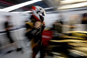 Raikkonen not giving up on title