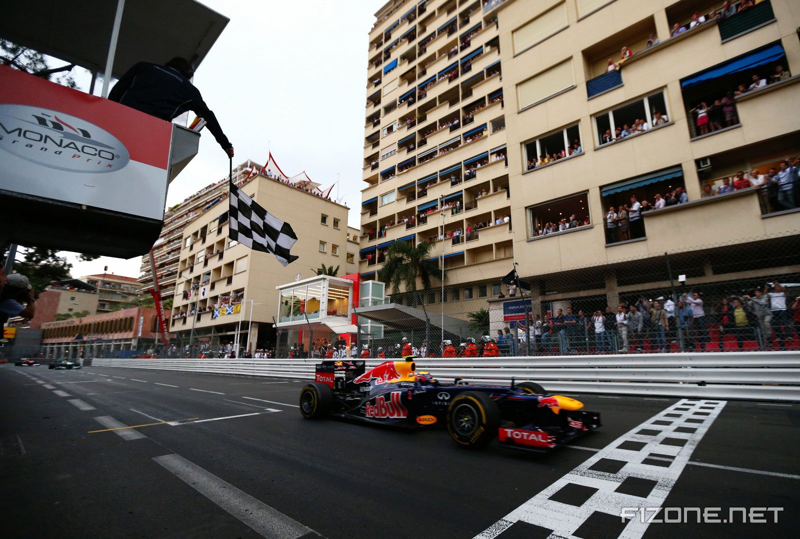 Review: Official Formula 1 Season Review 2012