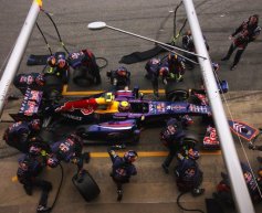 'Engine maps' trouble for Red Bull, Lotus