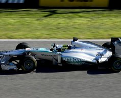 Mercedes W04 breaks cover in Jerez