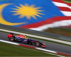Red Bull drivers critical of tyres