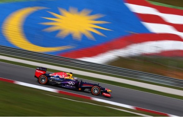Vettel Malaysia FP1