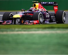 McLaren apologises to Webber for Australia start issue