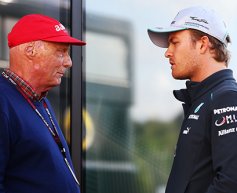 Lauda hails Pirelli's tyre change