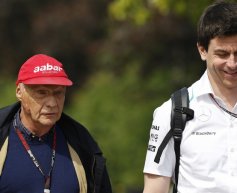 Wolff looked into buying Toro Rosso