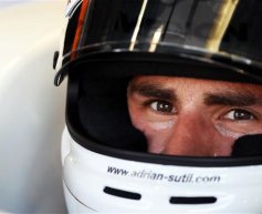 Sutil expecting improved Force India in Singapore