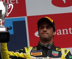 Williams appoints Felipe Nasr as test and reserve driver