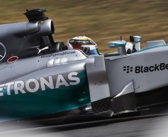 Hamilton: I struggled to keep Rosberg behind
