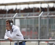 Wolff injured in cycling accident