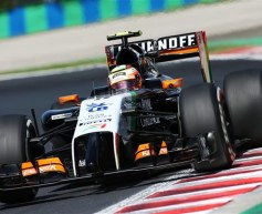 Perez hindered by hydraulics leak