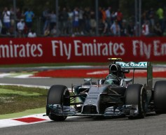Rosberg fastest, Hamilton hit by issues