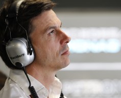 Mercedes receptive to relaxed engine rules