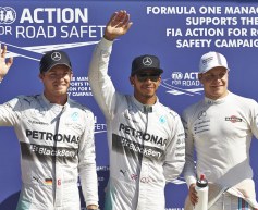 Hamilton beats Rosberg to Monza pole