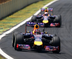 Horner says third car 'too expensive' for Red Bull