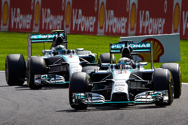 Spa crash was turning-point for Rosberg defeat says Wolff