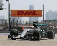 Hamilton wary of Ferrari threat