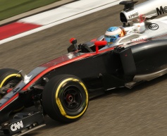 Alonso hopeful of McLaren race finish