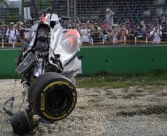 Alonso gets new power unit for Bahrain