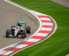 Hamilton says car was 'flexing like crazy'