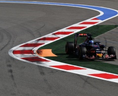 Verstappen grappling with Toro Rosso oversteer