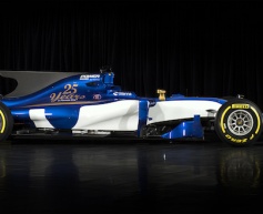 Sauber launches 2017 car