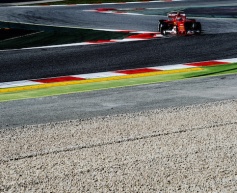 Raikkonen: “Too early for predictions”