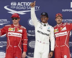 Hamilton unbeatable in qualifying