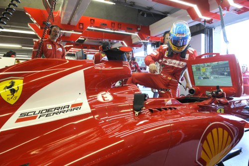 Alonso believes Silverstone should suit Ferrari